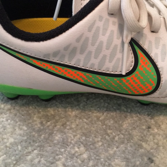 magista size 4